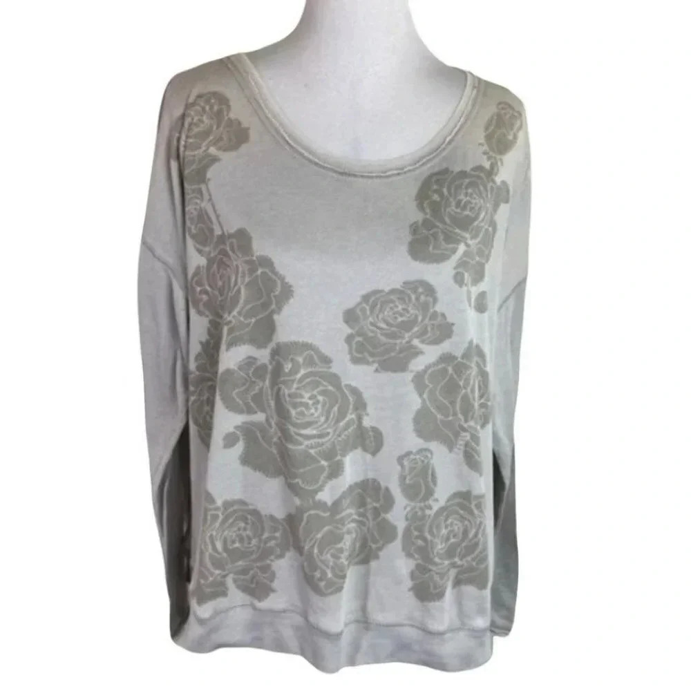 Aeropostale Sweatshirt XL Gray Floral Rose Graphic‎ Scoop Neck Relaxed Fit